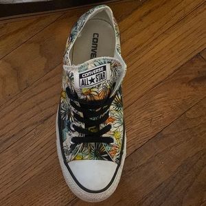 Floral Converse, Size 7